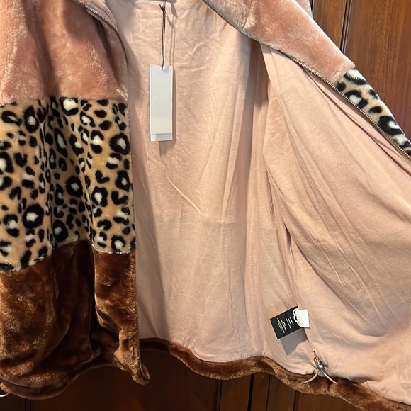 NWT UGG Elaina Faux Fur Jacket - Picture 8 of 14